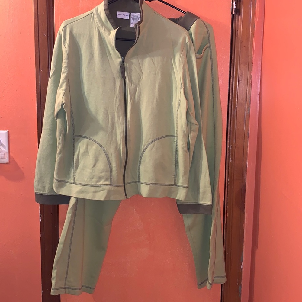 White Stag 2Piece Set 2Tone green color Size B-12/14L T-16/18XL